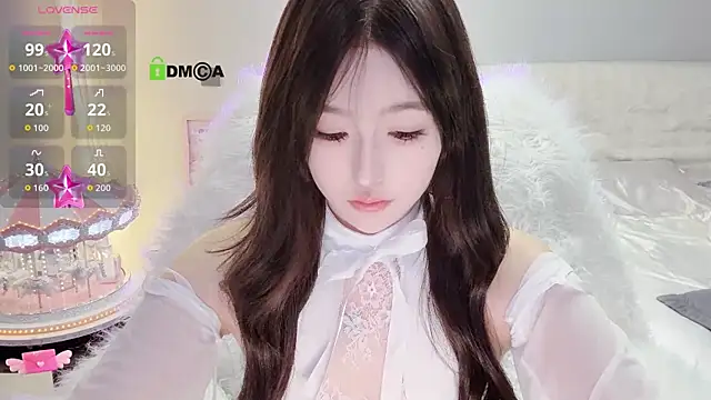 Snapshot of Happy_Kitty chatting on November 20, 2025, 3:12 pm Happy Kitty online show from November 20, 2025, 3:12 pm