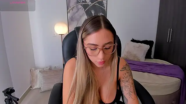 Snapshot of StacyConner chatting on January 21, 2025, 2:48 pm StacyConner online show from January 21, 2025, 2:48 pm