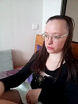 Aelita bb online show from March 6, 2026, 8:44 am