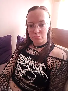 Aelita bb online show from May 11, 2026, 4:48 pm
