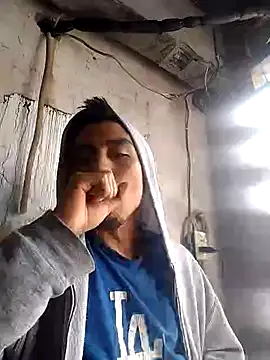 Snapshot of AlexAlejandro13 chatting on January 3, 2025, 6:24 pm AlexAlejandro13 online show from January 3, 2025, 6:24 pm