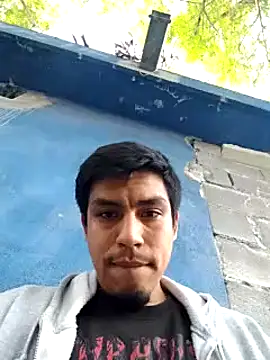 Snapshot of AlexAlejandro13 chatting on February 6, 2025, 11:58 pm AlexAlejandro13 online show from February 6, 2025, 11:58 pm