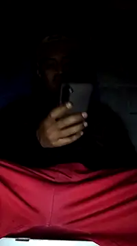 Snapshot of AlexAlejandro13 chatting on February 12, 2025, 5:05 am AlexAlejandro13 online show from February 12, 2025, 5:05 am