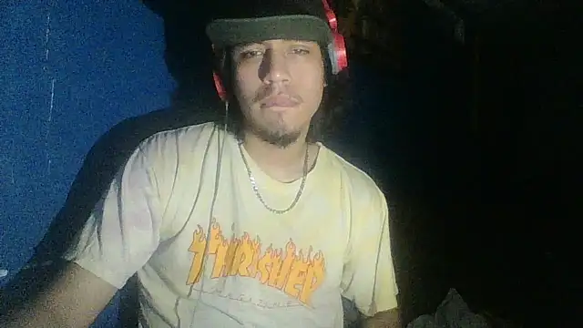 AlexAlejandro13 online show from October 18, 2025, 7:53 am