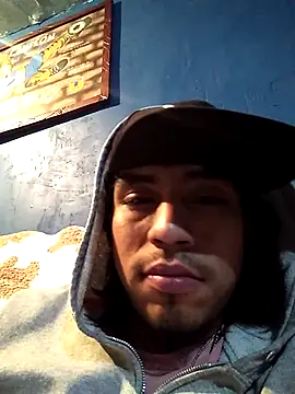 AlexAlejandro13 online show from February 10, 2026, 5:22 am