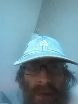 Snapshot of Bottomslut4tops84 chatting on January 8, 2026, 8:11 pm Bottomslut4tops84 online show from January 8, 2026, 8:11 pm