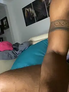 BabyJ2 online show from March 7, 2025, 12:26 am