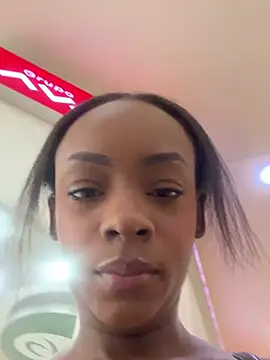 Snapshot of AgathaFoxx chatting on March 6, 2025, 7:43 pm AgathaFoxx online show from March 6, 2025, 7:43 pm