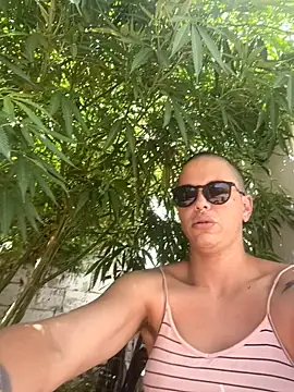 Alicbranca online show from February 13, 2026, 3:19 pm