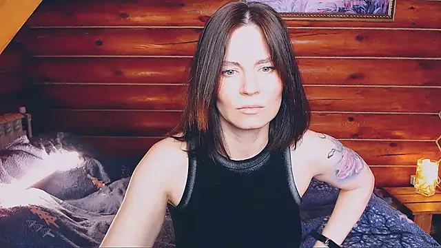 Snapshot of Platina_Fox chatting on March 6, 2025, 5:14 am Platina Fox online show from March 6, 2025, 5:14 am