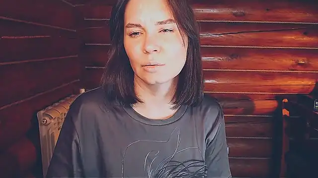 Snapshot of Platina_Fox chatting on November 18, 2025, 2:17 am Platina Fox online show from November 18, 2025, 2:17 am