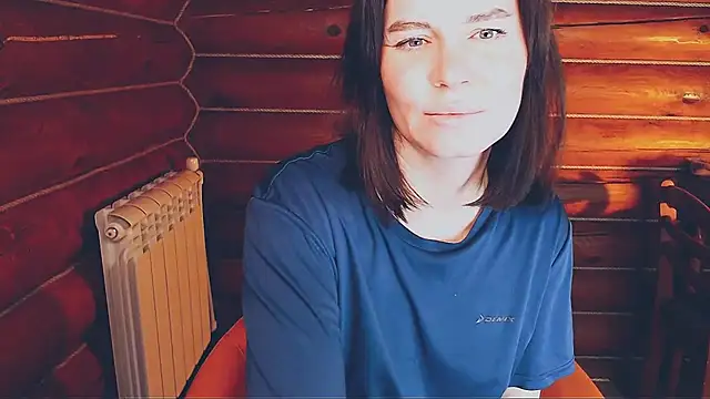 Snapshot of Platina_Fox chatting on November 23, 2025, 2:00 am Platina Fox online show from November 23, 2025, 2:00 am