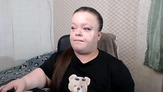 Janiffer MiMi online show from May 10, 2026, 4:01 pm