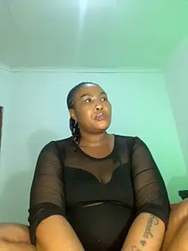 Snapshot of BADFATASS85 chatting on March 6, 2025, 8:05 pm BADFATASS85 online show from March 6, 2025, 8:05 pm