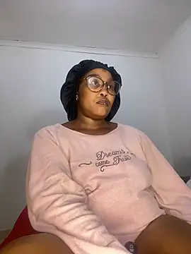 Snapshot of BADFATASS85 chatting on March 9, 2025, 11:46 pm BADFATASS85 online show from March 9, 2025, 11:46 pm