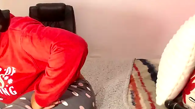 Snapshot of BADFATASS85 chatting on March 12, 2025, 9:13 pm BADFATASS85 online show from March 12, 2025, 9:13 pm