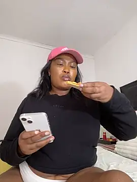 Snapshot of BADFATASS85 chatting on March 21, 2025, 12:50 pm BADFATASS85 online show from March 21, 2025, 12:50 pm