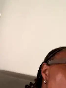 Snapshot of BADFATASS85 chatting on November 11, 2025, 1:55 pm BADFATASS85 online show from November 11, 2025, 1:55 pm