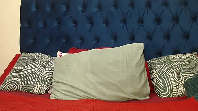 Snapshot of BADFATASS85 chatting on November 17, 2025, 4:24 pm BADFATASS85 online show from November 17, 2025, 4:24 pm