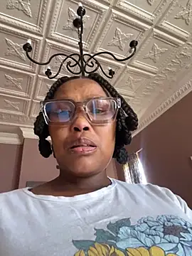 Snapshot of BADFATASS85 chatting on December 4, 2025, 11:52 am BADFATASS85 online show from December 4, 2025, 11:52 am