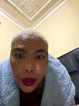 Snapshot of BADFATASS85 chatting on December 14, 2025, 7:07 pm BADFATASS85 online show from December 14, 2025, 7:07 pm