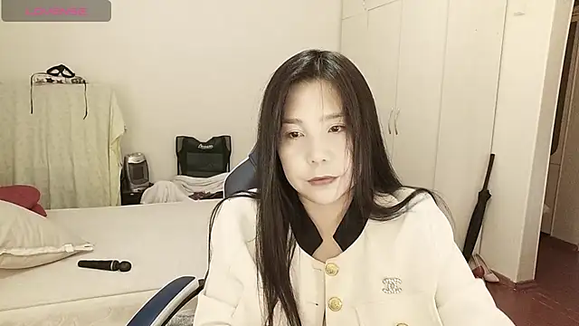 MissValday online show from March 2, 2026, 5:52 am