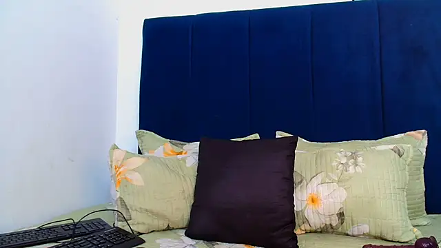 Snapshot of AvaOcean chatting on February 7, 2025, 11:45 pm AvaOcean online show from February 7, 2025, 11:45 pm