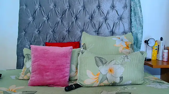 Snapshot of AvaOcean chatting on March 17, 2025, 6:42 pm AvaOcean online show from March 17, 2025, 6:42 pm