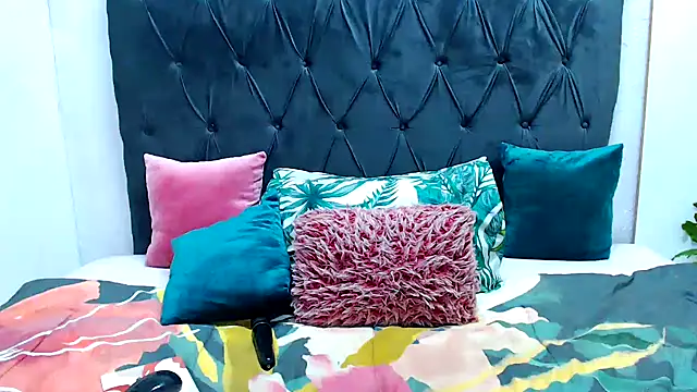 Snapshot of AvaOcean chatting on September 26, 2025, 3:32 am AvaOcean online show from September 26, 2025, 3:32 am