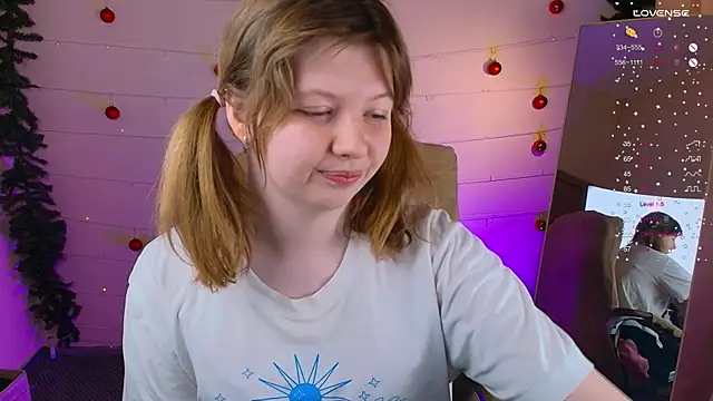 Snapshot of Vivian_cutie chatting on December 20, 2024, 6:35 pm Vivian cutie online show from December 20, 2024, 6:35 pm