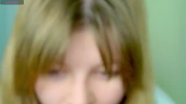 Snapshot of Vivian_cutie chatting on January 11, 2025, 10:29 am Vivian cutie online show from January 11, 2025, 10:29 am