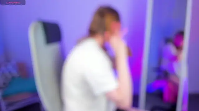 Snapshot of Vivian_cutie chatting on January 25, 2025, 10:29 am Vivian cutie online show from January 25, 2025, 10:29 am