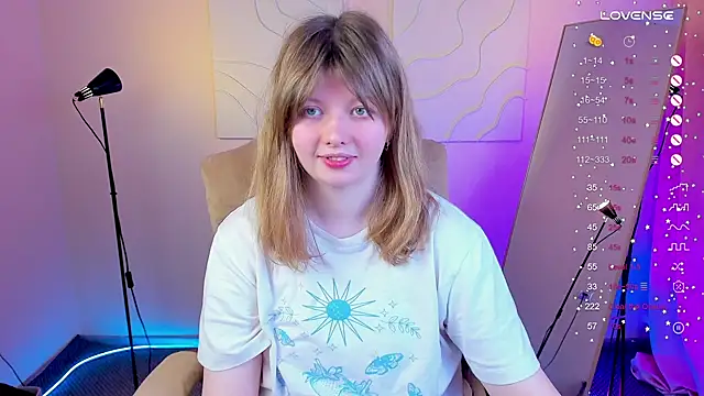 Snapshot of Vivian_cutie chatting on February 21, 2025, 2:38 pm Vivian cutie online show from February 21, 2025, 2:38 pm