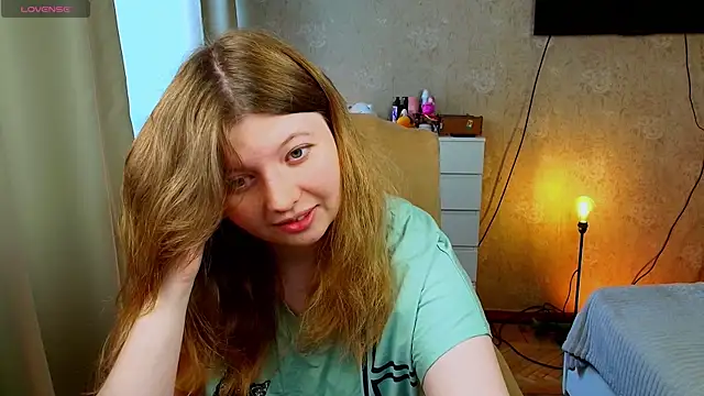 Snapshot of Vivian_cutie chatting on September 13, 2025, 10:37 am Vivian cutie online show from September 13, 2025, 10:37 am