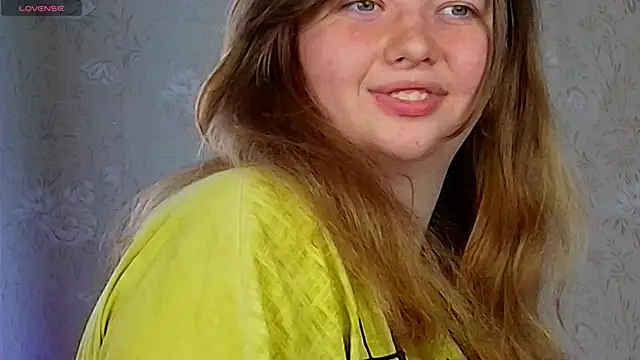 Snapshot of Vivian_cutie chatting on September 14, 2025, 12:26 pm Vivian cutie online show from September 14, 2025, 12:26 pm