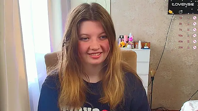 Snapshot of Vivian_cutie chatting on September 21, 2025, 12:29 pm Vivian cutie online show from September 21, 2025, 12:29 pm