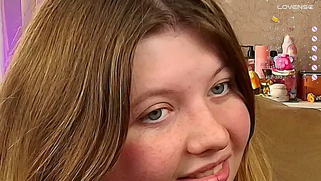 Snapshot of Vivian_cutie chatting on September 26, 2025, 2:43 pm Vivian cutie online show from September 26, 2025, 2:43 pm