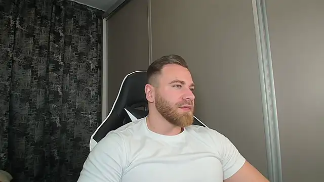 Thori92 online show from December 22, 2024, 7:21 pm