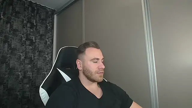 Thori92 online show from January 12, 2025, 6:38 pm