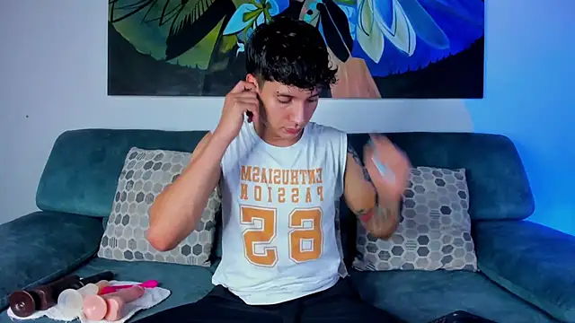 Snapshot of JacoboSwam chatting on December 27, 2024, 12:07 am JacoboSwam online show from December 27, 2024, 12:07 am