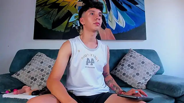 Snapshot of JacoboSwam chatting on January 1, 2025, 9:09 pm JacoboSwam online show from January 1, 2025, 9:09 pm