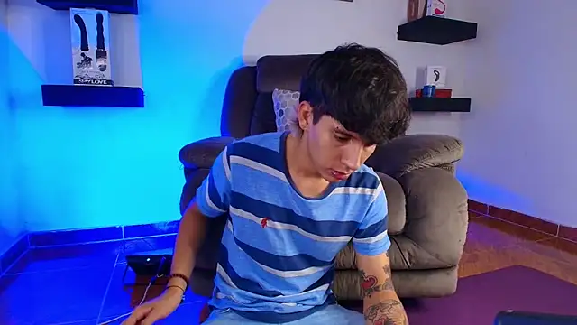 Snapshot of JacoboSwam chatting on February 4, 2025, 11:38 pm JacoboSwam online show from February 4, 2025, 11:38 pm