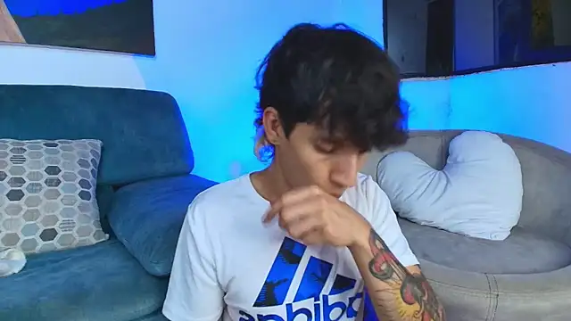 Snapshot of JacoboSwam chatting on February 26, 2025, 5:09 am JacoboSwam online show from February 26, 2025, 5:09 am