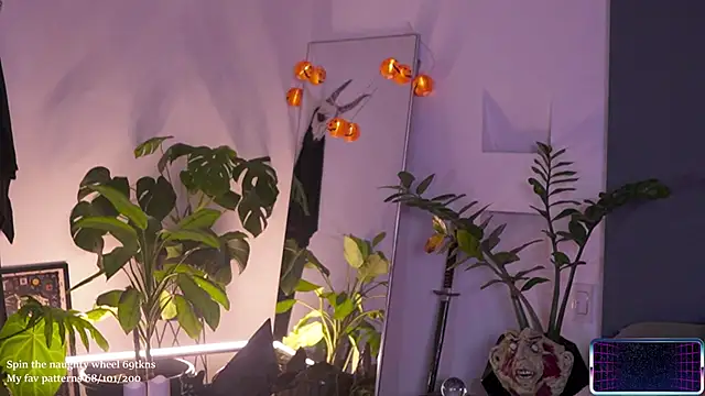 LucyAllenX online show from October 27, 2025, 10:14 pm