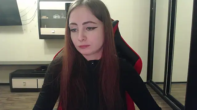 Snapshot of Laralianna chatting on January 11, 2025, 2:09 am Laralianna online show from January 11, 2025, 2:09 am