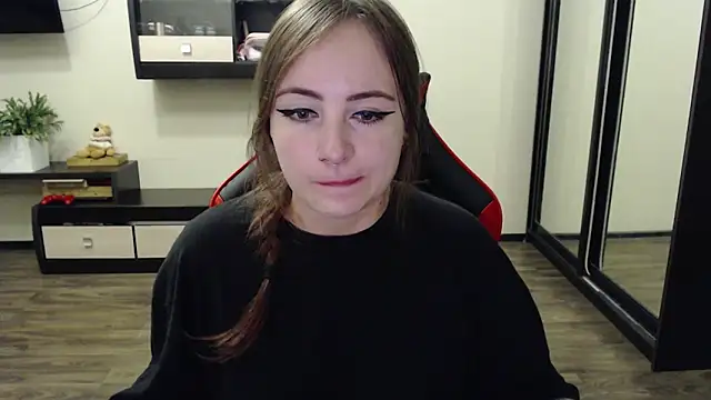 Snapshot of Laralianna chatting on September 11, 2025, 3:50 am Laralianna online show from September 11, 2025, 3:50 am