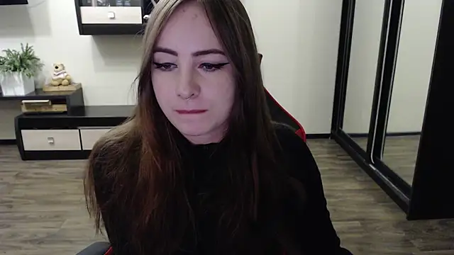 Snapshot of Laralianna chatting on September 18, 2025, 7:54 am Laralianna online show from September 18, 2025, 7:54 am