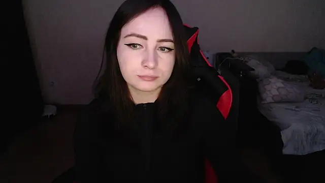 Snapshot of Laralianna chatting on October 31, 2025, 3:46 pm Laralianna online show from October 31, 2025, 3:46 pm