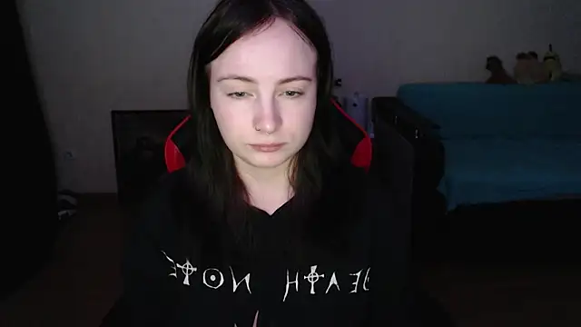 Snapshot of Laralianna chatting on December 13, 2025, 8:04 pm Laralianna online show from December 13, 2025, 8:04 pm