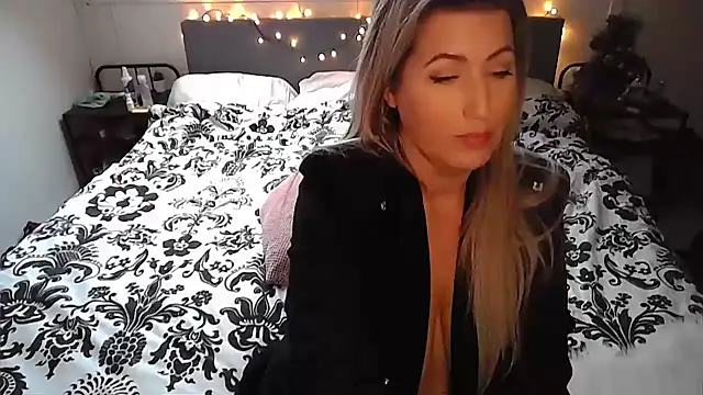 TessToy online show from January 16, 2025, 11:26 am